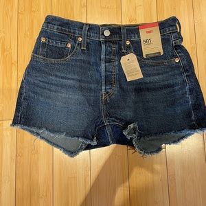 New with tags! Levi’s 501 High rise shorts